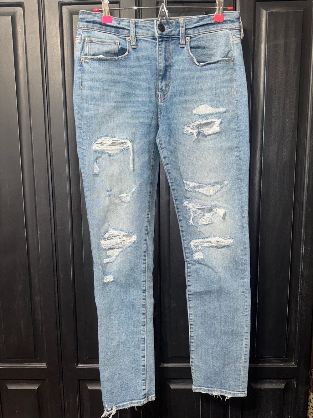American Eagle Light Blue Distressed Women’s Jeans - super stretch hi rise